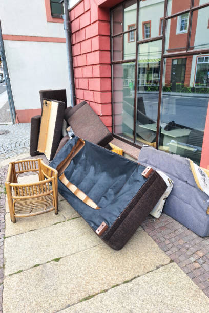 Best Furniture Removal  in Tecumseh, MI